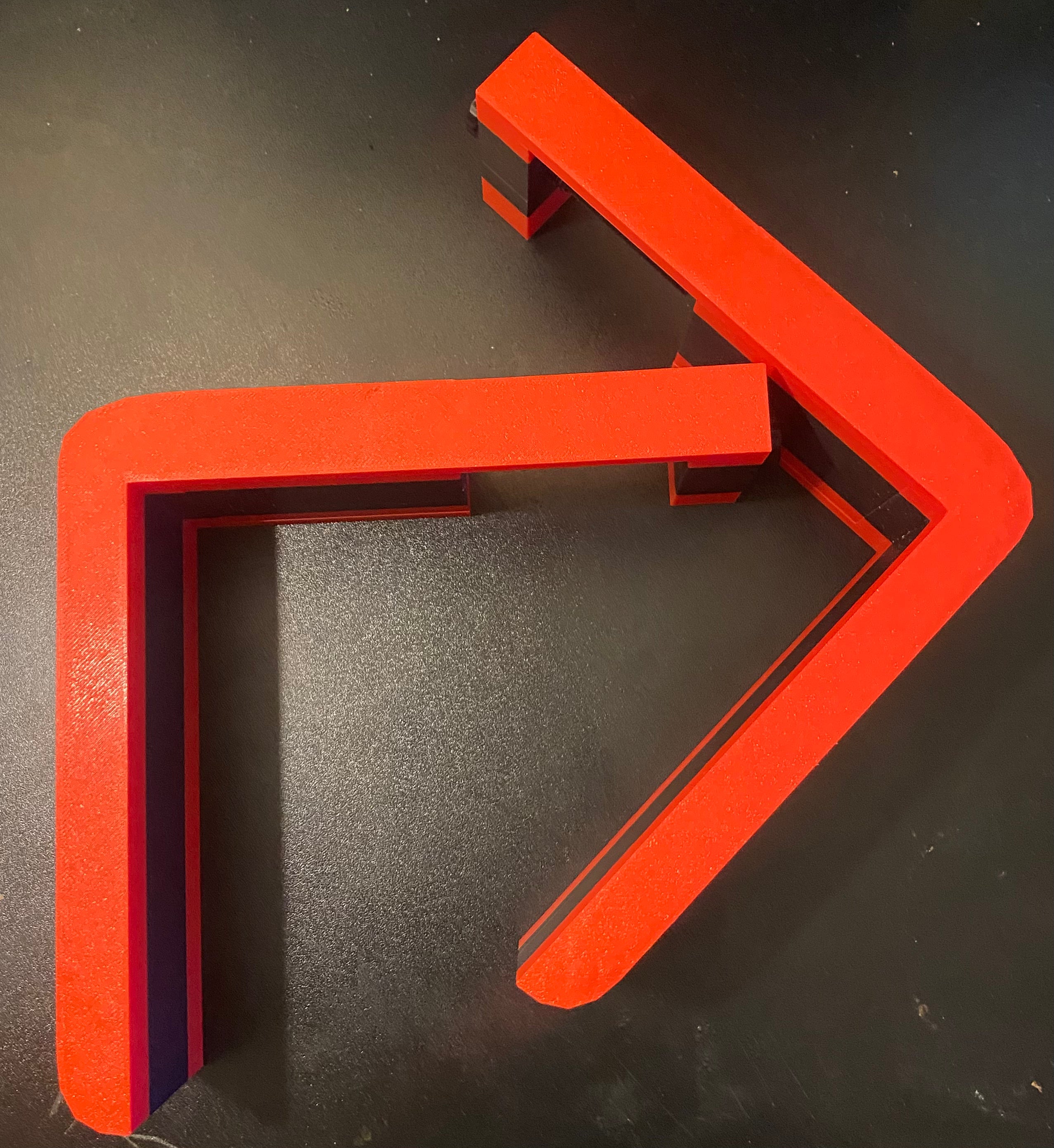 Airplane seat arm rest divider