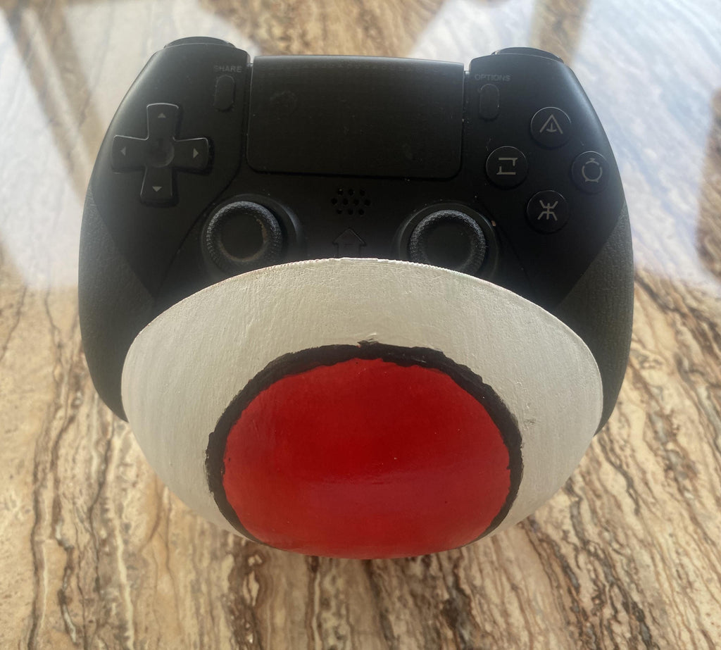 Toad-Inspired Controller Stand with Hidden Warp Pipe Storage – Hand Painted & compatible with standard controllers(PS4,PS5 and Xbox)